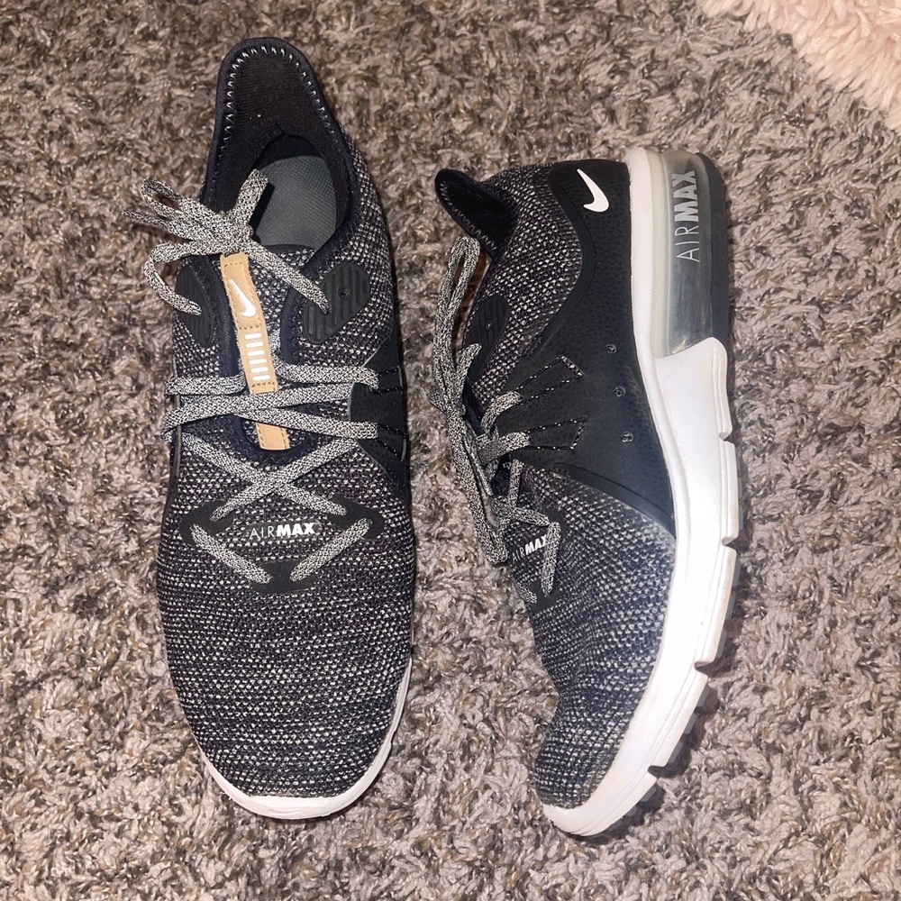Nike women’s air max sneakers